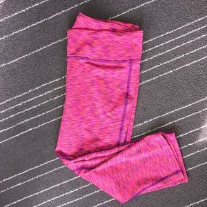 Forever 21 pink cropped active leggings